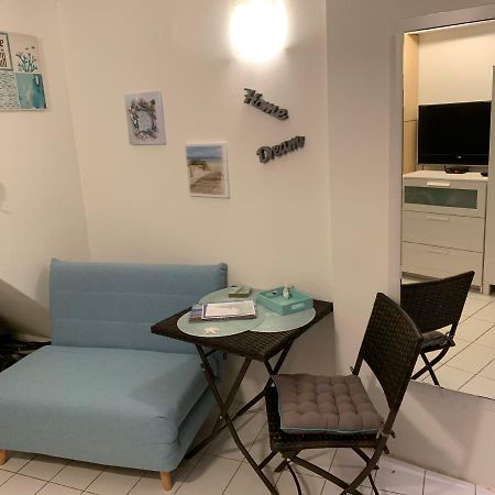 Devi-Piran Apartment Luaran gambar